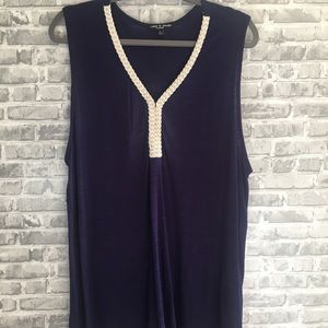 Cable and Gauge dressy tank top size 2X.